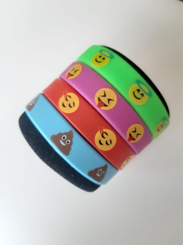 Lote 4 pulseras emoji