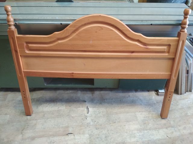 Cabecero de pino macizo