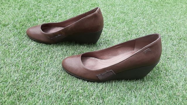 zapatos de piel camper