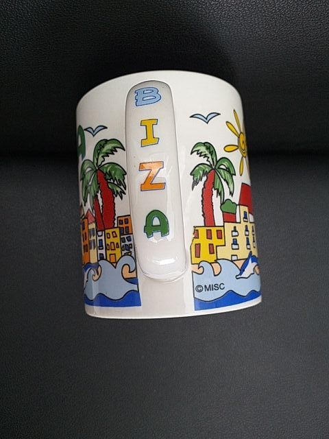 taza de porcelana IBIZA. Dispongo de 2 iguales.