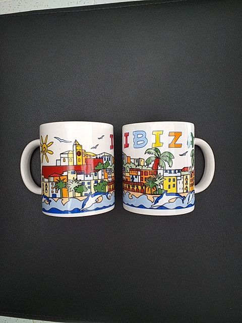 taza de porcelana IBIZA. Dispongo de 2 iguales.