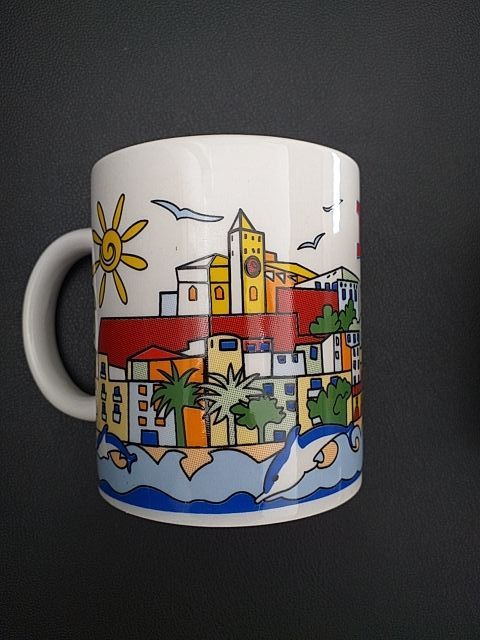 taza de porcelana IBIZA. Dispongo de 2 iguales.