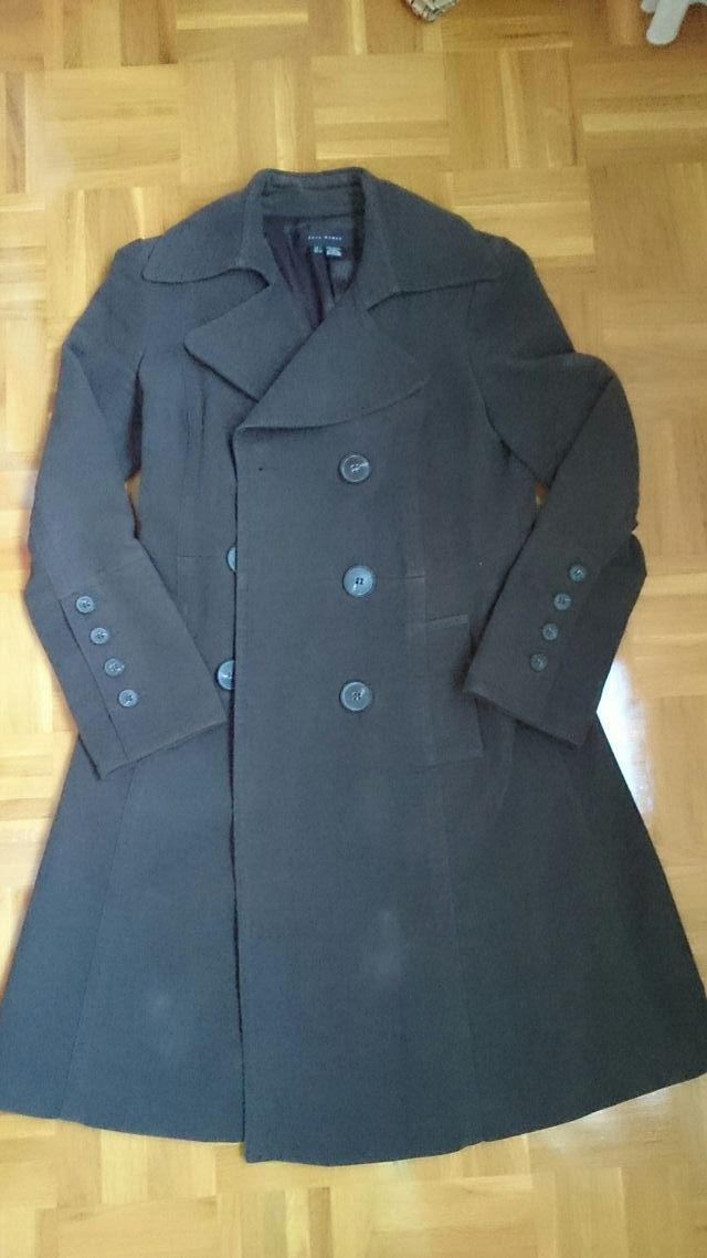 Abrigo largo de Zara. Talla L