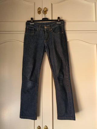 Tintoretto. Pantalón vaquero pitillo. de segunda mano por 7 EUR en Griñón  en WALLAPOP
