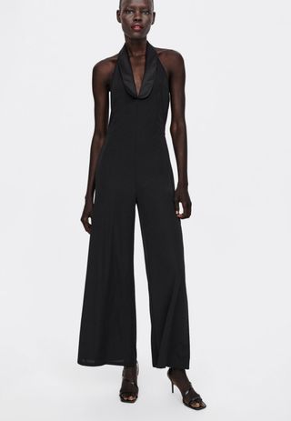 Mono smoking zara de segunda mano por 15 EUR en León en WALLAPOP