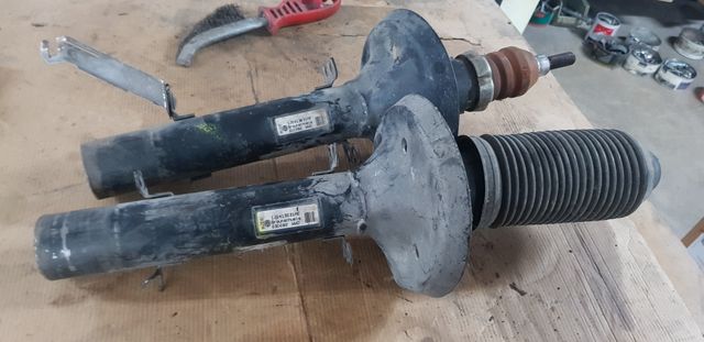 Solo 1 SUSPENSIÓN DELNTAERA