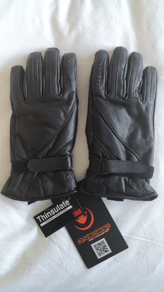 Moto. Guantes de piel de vaca Onboard. TallaM