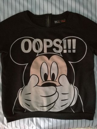Jersey de Mickey Mouse para chica, talla L de segunda mano por 8 EUR en  Teruel en WALLAPOP