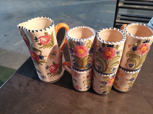 conjunto de jarras de ceramica toledana