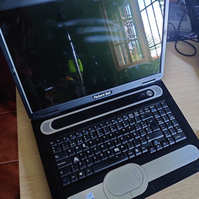 Portátil Packard Bell EasyNote SW45 (pantalla 17")