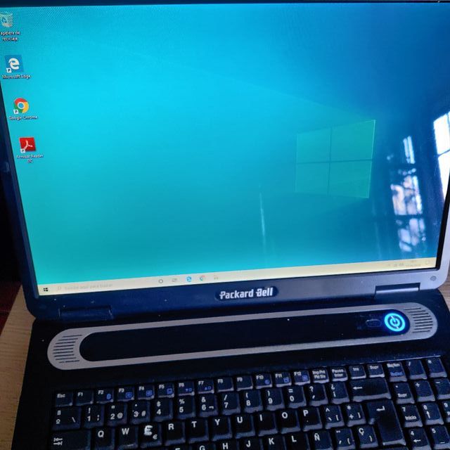 Portátil Packard Bell EasyNote SW45 (pantalla 17")