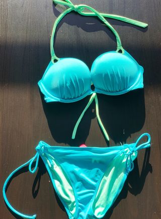 Traje de baño Victorias Secret de segunda mano por 15 EUR en Las Palmas de  Gran Canaria en WALLAPOP