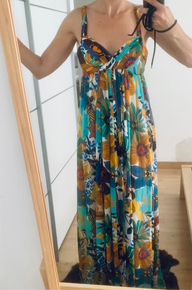 Vestido largo floral tirantes con cuello en V .36