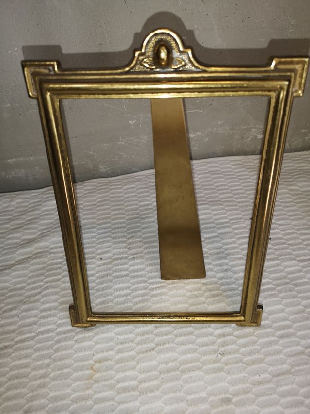 Portarretratos  antiguos metal dorado