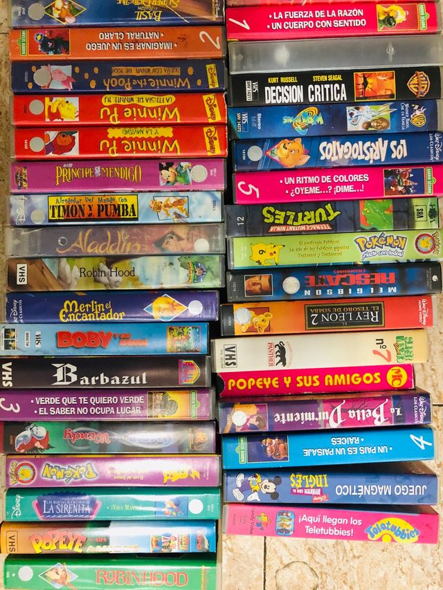 Lote 210 películas VHS