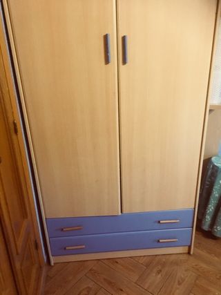 Armario 240 cm de alto de segunda mano en WALLAPOP