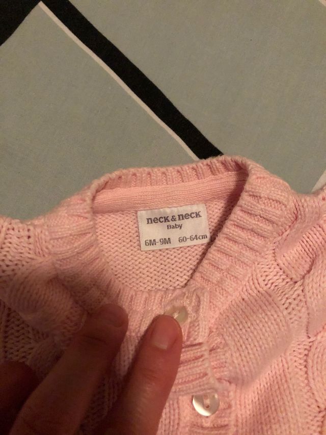 Conjunto  neck & neck talla 6 a 9 meses