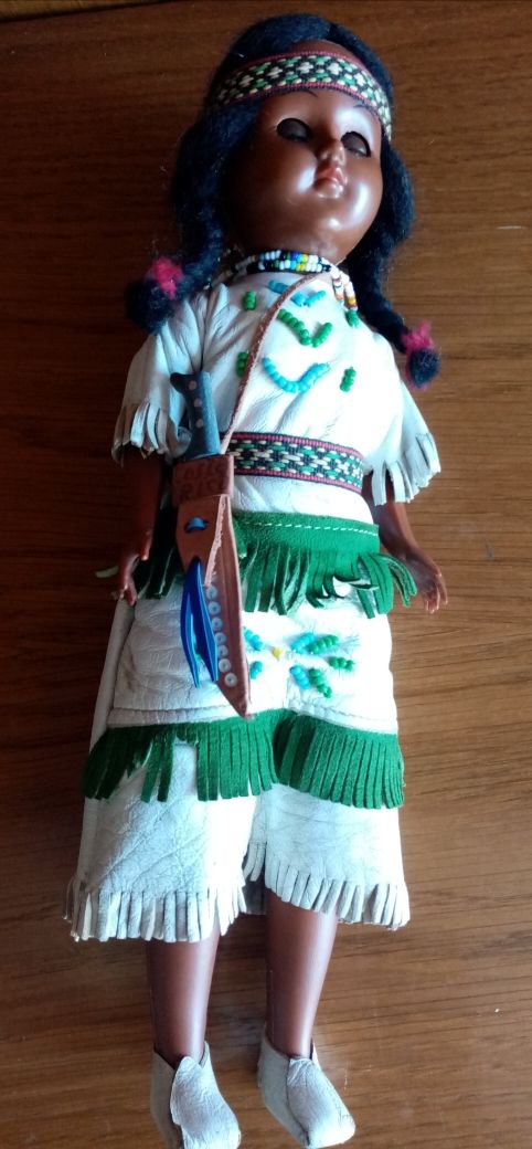 Auténtica Muñeca India KO-LI-LA-WATW.