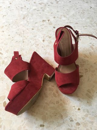 Sandalias plataforma primark de segunda mano por 7 EUR en Solete Alto en  WALLAPOP