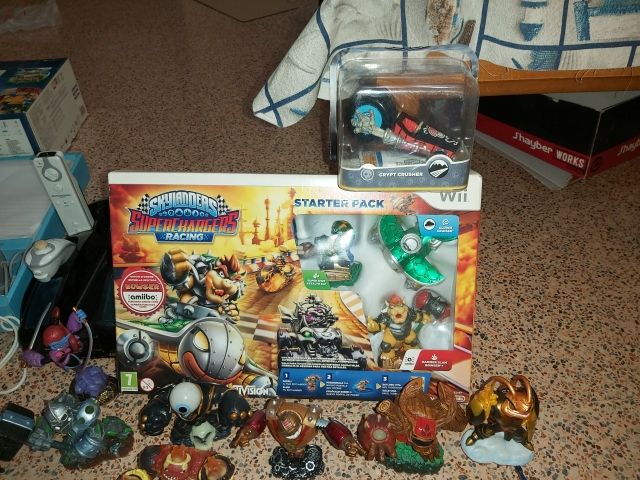 wii + juegos + extras NEGOCIABLE