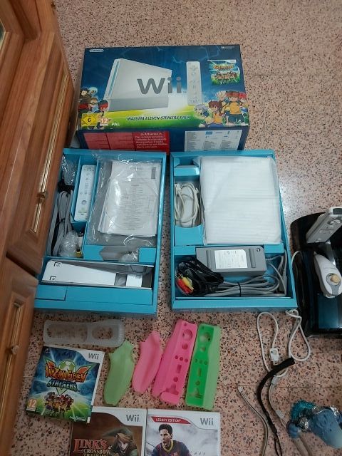 wii + juegos + extras NEGOCIABLE