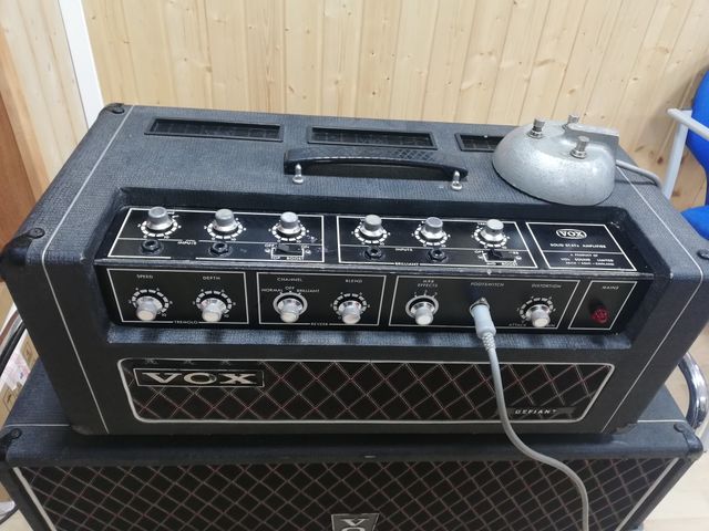 Amplificador Vox Defiant