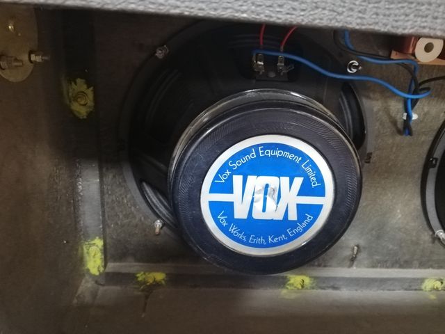 Amplificador Vox Defiant