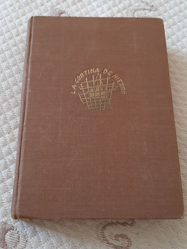 la caída de un titan, primera edición Tomo 2