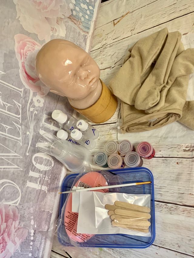 Cabeza silicona en blanco