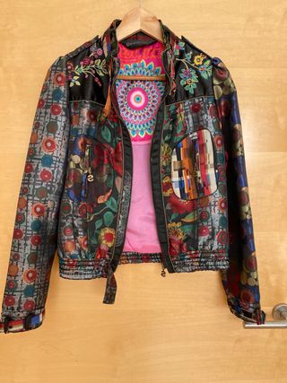 Chaqueta Desigual de segunda mano en la provincia de Chaqueta Desigual de segunda mano en la provincia de