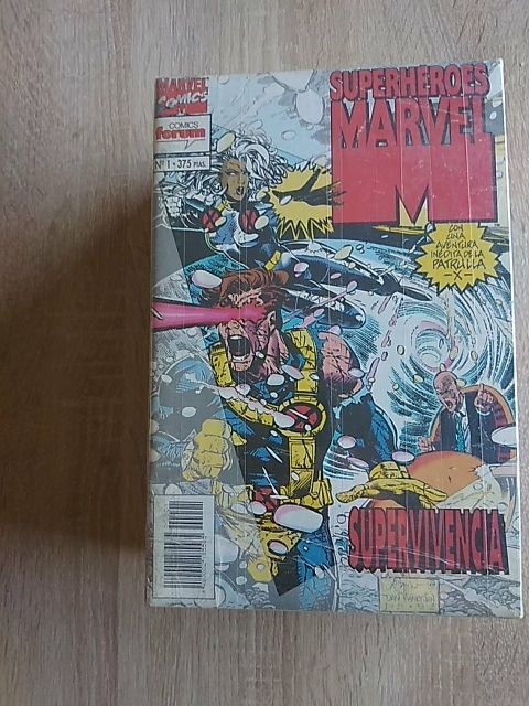 SUPERHEROES MARVEL.( 1994