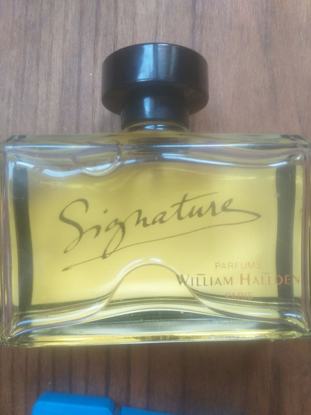 eau de perfum Signature de William Halldem