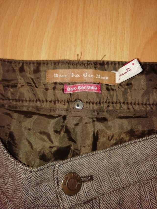 Pantalones Berskha talla 38 chica.