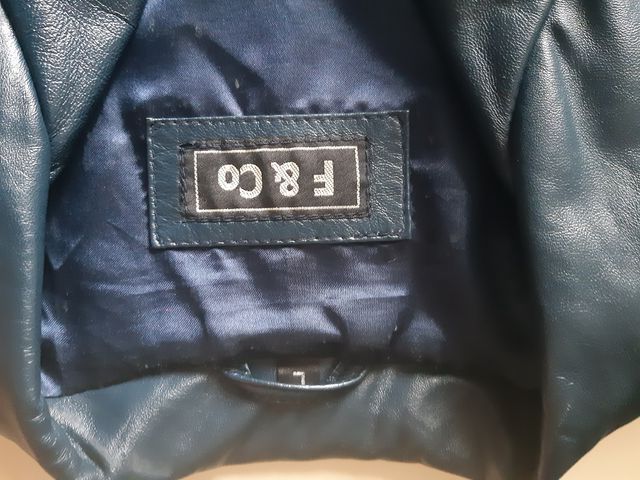 Chaqueta de piel azul