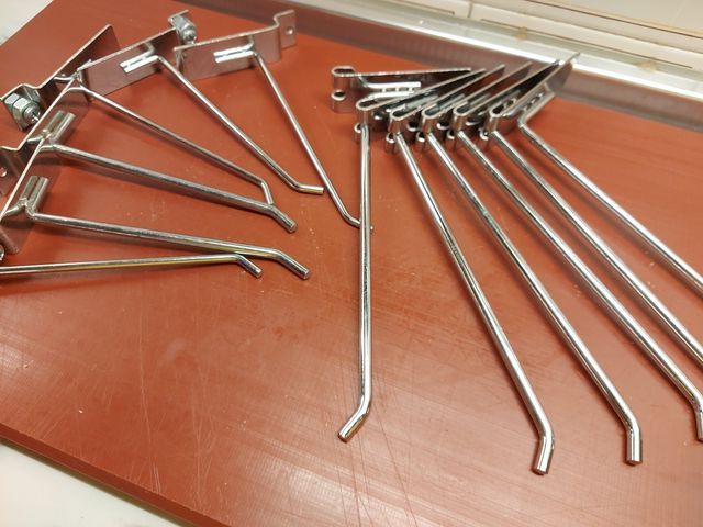 OCASION VENDO TODOS ÉSTOS GANCHOS X SÓLO 10e