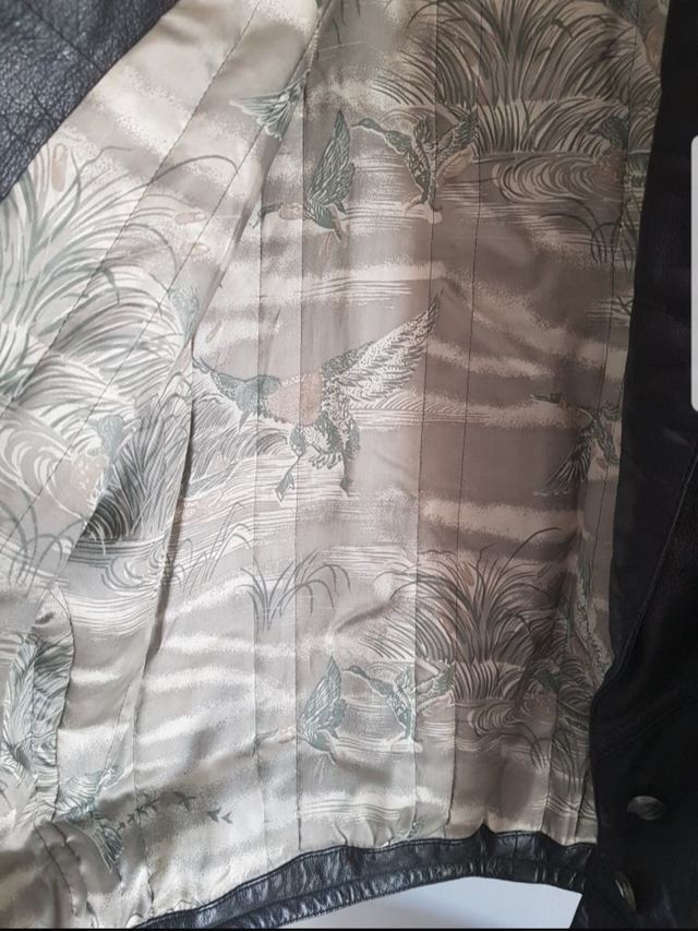 Chaqueta cuero mujer. Años 80