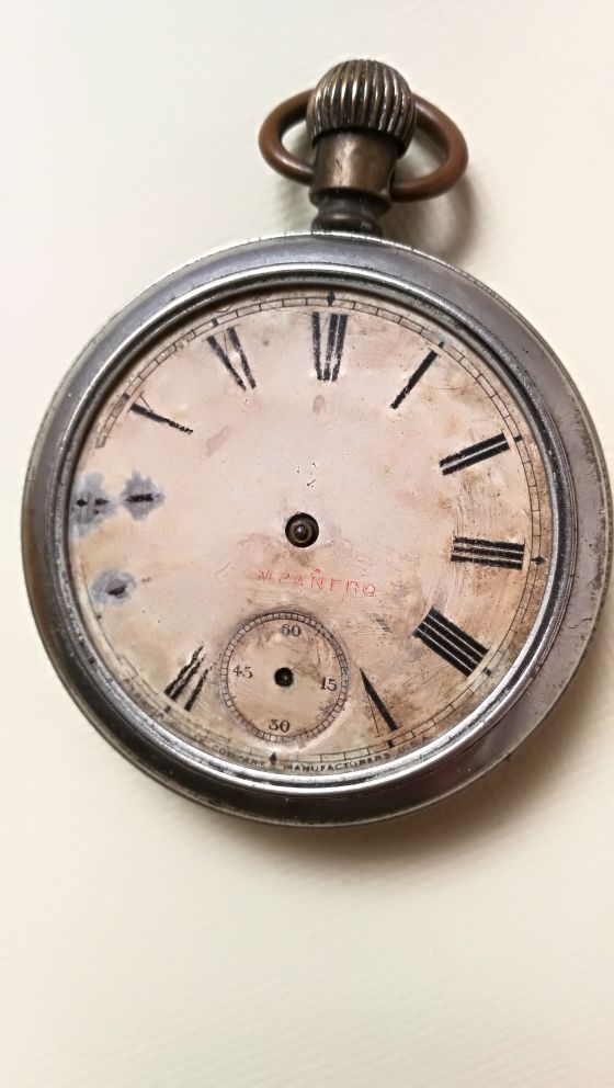 Lote de 3 antiguos relojes de bolsillo y mano 