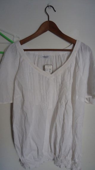 Blusa de encaje blanca de segunda mano en Alcalá de Henares Blusa de encaje blanca de segunda mano en Alcalá de Henares