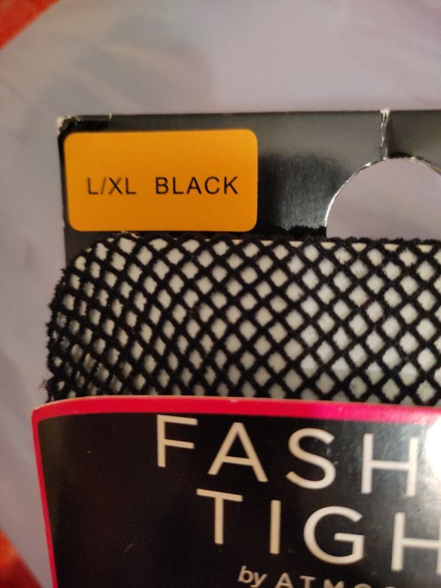 Medias red y calcetines encaje sin estrenar.