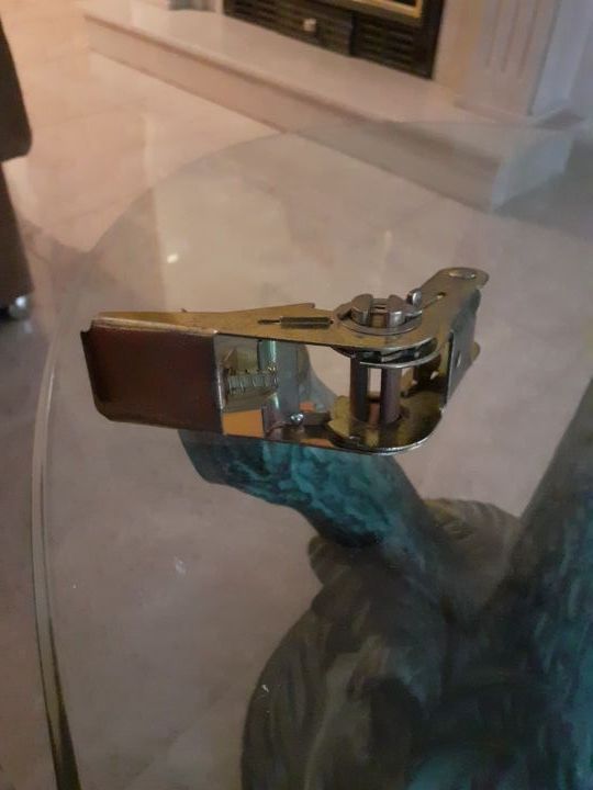 tensador y dos ganchos