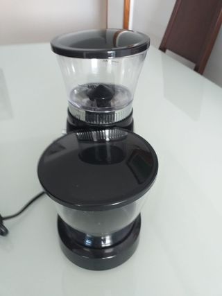 Molinillo de café NUEVO Saeco de segunda mano por 45 EUR en Sant Boi de  Llobregat en WALLAPOP