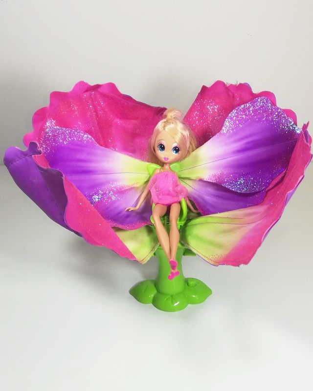 Barbie Thumbelina Pelicula De Pulgarcita Barbie Pulgarcita