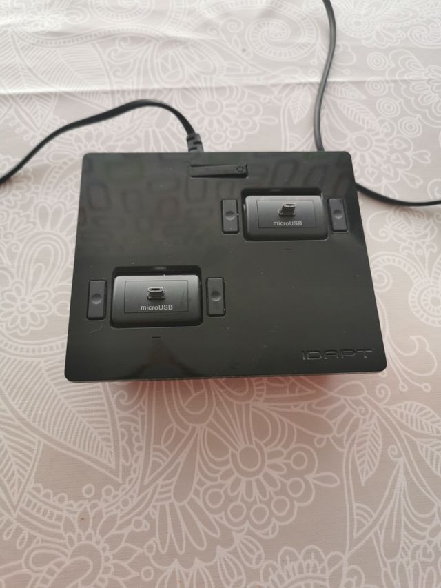 cargado móvil sobremesa doble