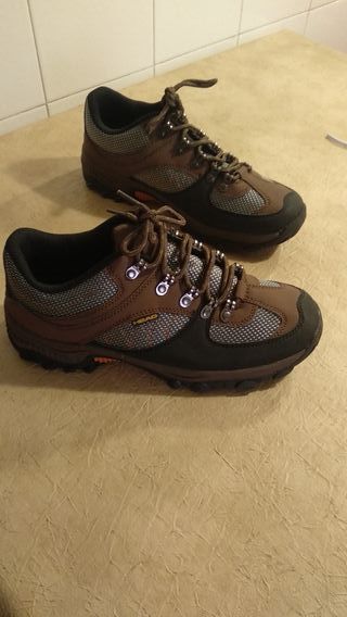 Las Botas de Montaña Bestard Galatzo con membrana GoreTex y Las Botas de Montaña Bestard Galatzo con membrana GoreTex y