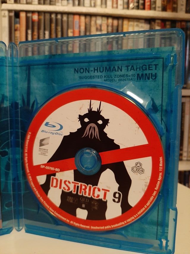 edizione speciale district 9 fuori produzione