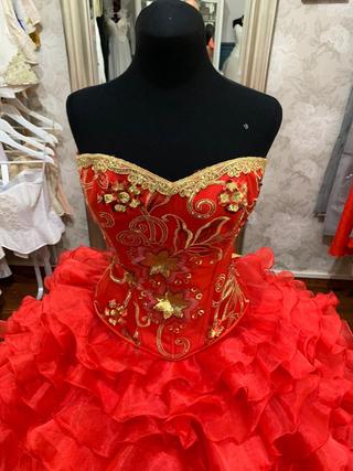 ALQUILER Vestido Quinceañera