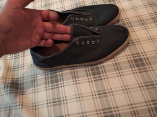 Alpargatas hombre verde, Zara 43 de segunda mano por 5 EUR en Madrid en  WALLAPOP