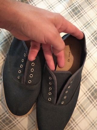 Alpargatas hombre verde, Zara 43 de segunda mano por 5 EUR en Madrid en  WALLAPOP