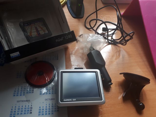 Navegador Garmin Nüvi 1240
