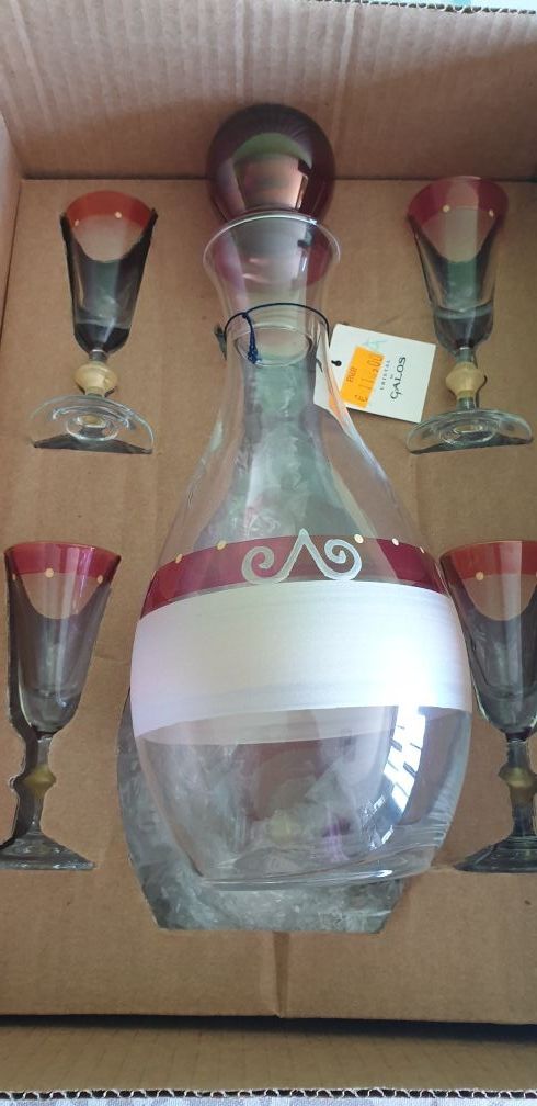 Conjunto Licorera y 6 copas